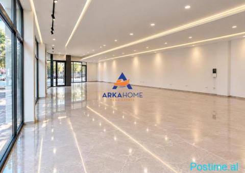 JEPET AMBIENT BIZNESI PËR SHITJE 170 M2 'USLUGA, JORDAN MISJ - 1/3