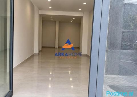JEPET AMBIENT SHËRBIMI PËR SHITJE 68 M2 'RRUGA PIETËR BOGDAN - 1/3