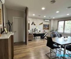 ZYRE ME QERA 70 M2 ASTIR 1200 EURO FH-78679