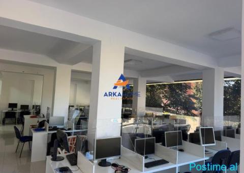 JEPET AMBIENT ME QIRA 180 M2 'RRUGA E DIBRES' 200.000 LEKE - 3/4