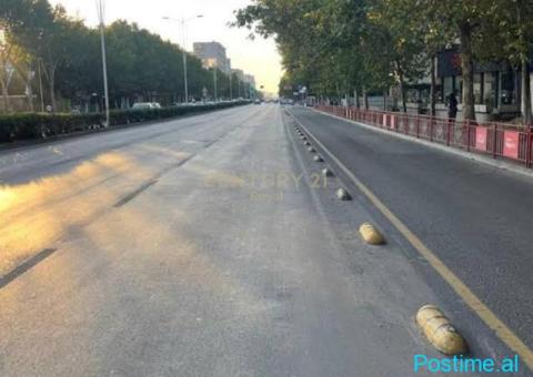 Ambient Komercial per Qira në Laprakë, Tiranë