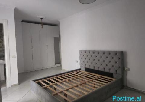 Shitet Gasionere, Prane shkolles Servete Maci - 1/7
