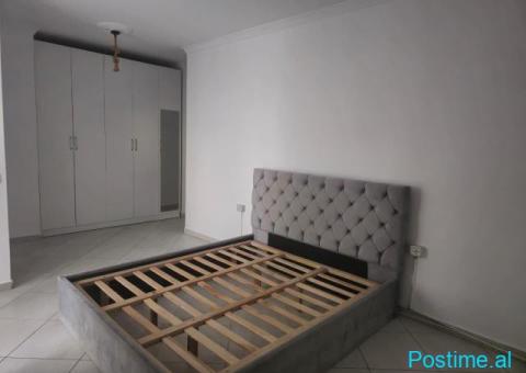 Shitet Gasionere, Prane shkolles Servete Maci - 7/7