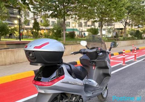 Piaggio X8 200 - 3/10