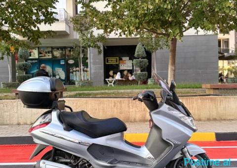 Piaggio X8 200 - 5/10