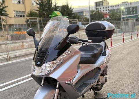 Piaggio X8 200 - 6/10