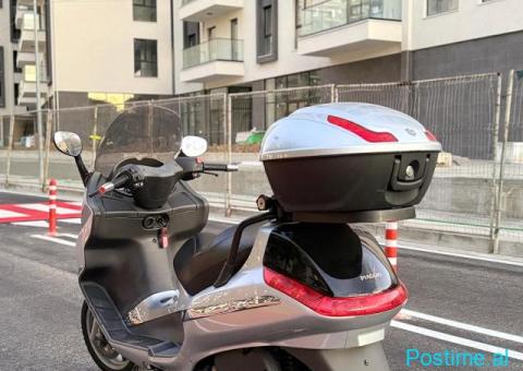 Piaggio X8 200 - 7/10