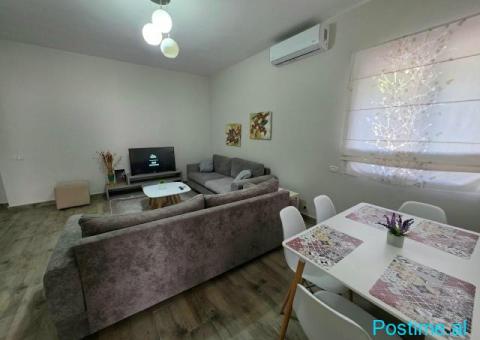 Me Qera: 1+1 (Sheshi Willson) | 650€/Muaj - 2/8