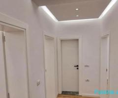 ZYRE ME QERA 120 M2 RRUGA E DURRSIT 90.000 LEK