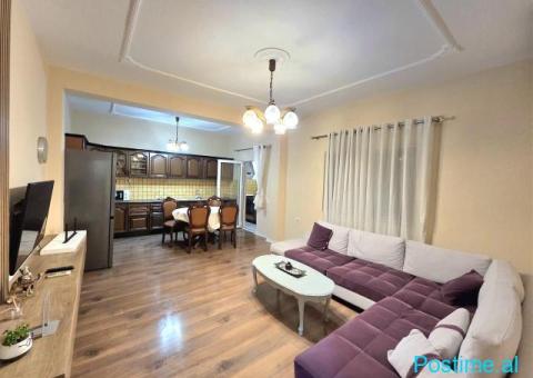 APARTAMENT ME QERA 3+1 FUSHA E AVIACIONIT 800 EURO - 1/5