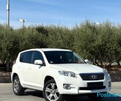 OKAZION TOYOTA RAV4