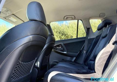 OKAZION TOYOTA RAV4 - 4/10