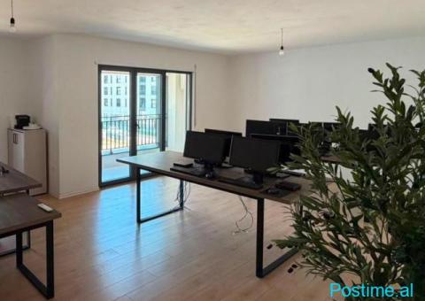 🏢 JEPET ME QIRA ZYRË | BULEVARDI I RI, TIRANË 🔑 📍 Vendnd - 1/3