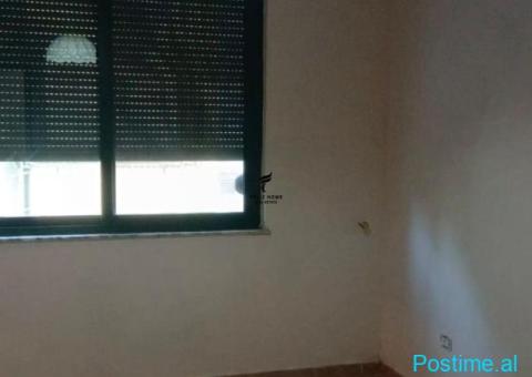 ZYRE ME QERA 150 M2 MYSLYM SHYRI 120.000 LEKE FH-70884 - 2/5