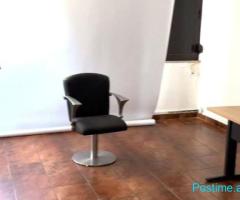 ZYRE ME QERA 106 M2 BLV.GJERGJ FISHTA 950 EURO