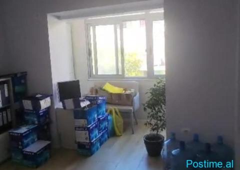 Jepet me qera ambient Zyre ne Bllok ID 5763 - 2/3