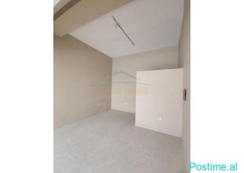 0697075690 Qera, Ambjent Biznesi, Gjykata, Durres - 1/4