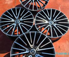 DISQE BENZ W212 R19 AMG
