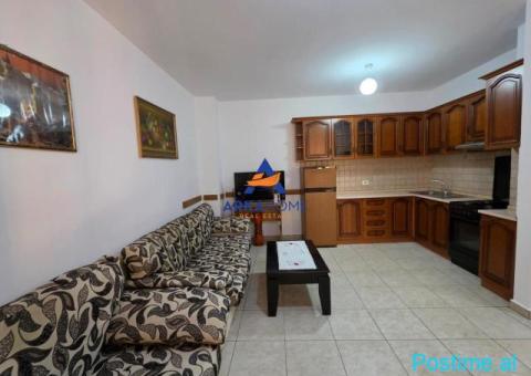 JEPET APARTAMENT 1+1 ME QERA 'BULEVARDI ZOGU I I ' 55.000 LE - 5/5