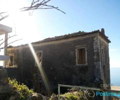 Shtëpi dhe truall për Shitje në Piqeras, Himarë - 140000€ |