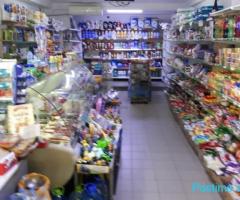 JEPET AMBIENT BIZNESI ME QERA 80M2 'UET,PORCELAN' 60.000 LEK