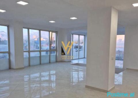 JEPET AMBIENT BIZNESI 260 M2 TE BULEVARDI I RI 260.000 LEKE - 1/3