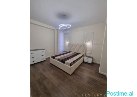 Shitet apartament modern 1+1 në shitje ne Rrugen Myslym Shyr - 2/6
