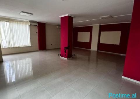 AMBIENT BIZNESI ME QERA,RRUGA E KAVAJES,5.000 EURO.