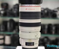 Canon EF 28-300mm f/3.5-5.6 L IS USM