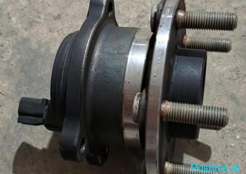 2 Kuzhineta + Moce Mbrapa Ford Focus - 1/4
