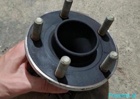 2 Kuzhineta + Moce Mbrapa Ford Focus - 3/4
