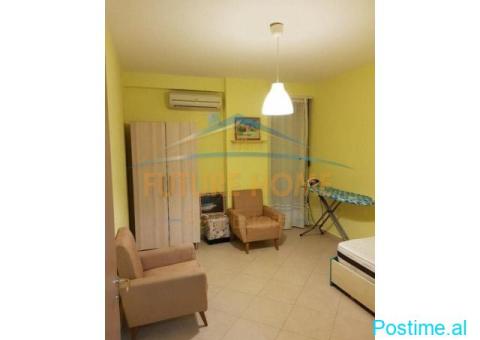 0694603851,Qira, Apartament 2+1+2, Rruga e Barrikadave - 5/7