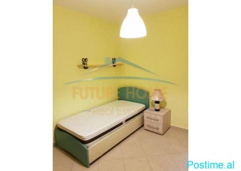 0694603851,Qira, Apartament 2+1+2, Rruga e Barrikadave - 6/7