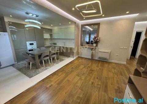 Shitet Penthouse Luksoz në Fresk - 1/6