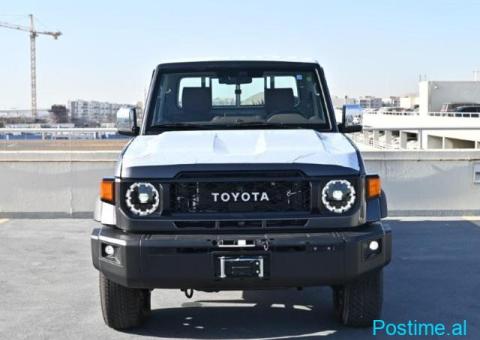 Toyota Land Cruiser - 1/10
