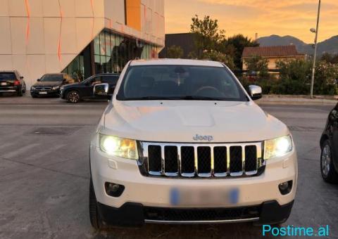 Jeep Grand Cherokee 2011 3.6L V6 Overland - 3/6