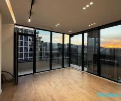 ZYRE ME QERA 130 M2 LAKE VIEW 2000 EURO FH-72643