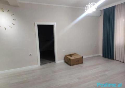 ZYRE ME QERA 112 M2 RRUGA E KAVAJES 80.000 LEKE - 1/4