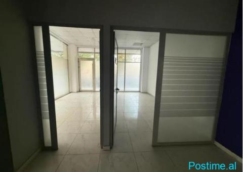 ZYRE ME QERA 250M2 STACIONI TRENIT 500.000 LEKE - 3/3