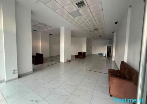 DYQAN ME QERA 250M2 STACIONI I TRENIT 500.000 LEKE - 1/4