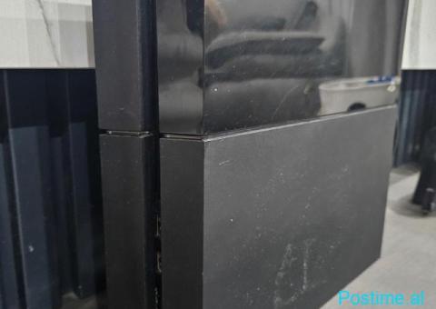 Playstation 4 - 4/4