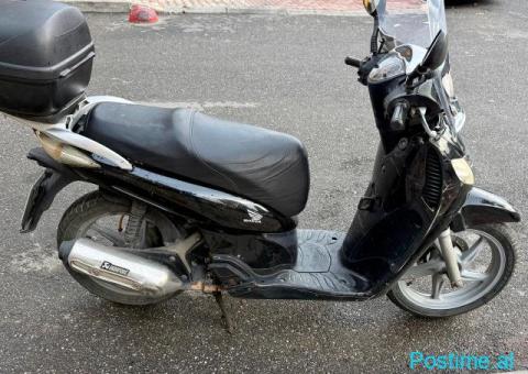 Shitet Honda SH125 - 2/4