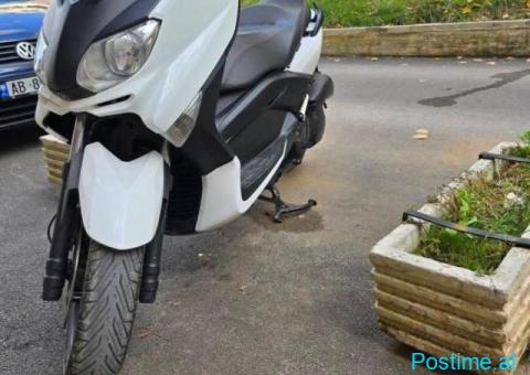 X-Max 125 cc - 1/5
