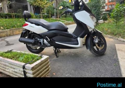 X-Max 125 cc - 3/5