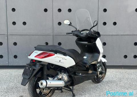 Yamaha Xmax 250cc viti 2009 sapo ardhur nga zvicra - 8/9