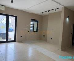 0696044464Qera, Ambient Biznesi,Lagjia 17,Durres