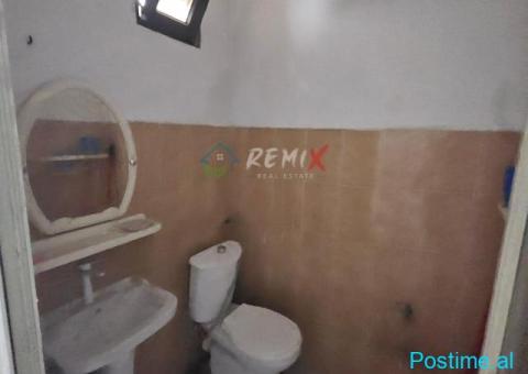 JEPET ME QIRA AMBIENT BIZNESI – RR. MUJO ULQINAKU, DURRËS - 8/10