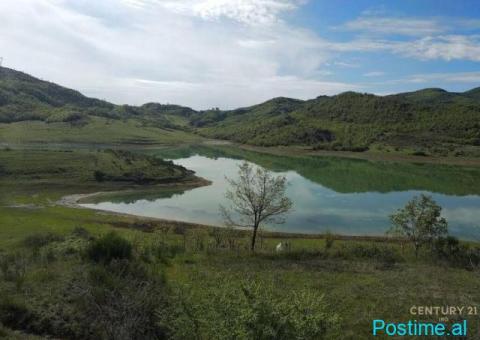Toke prane Liqenit te Kasharit 1634m2