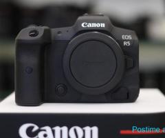 Canon EOS R5
