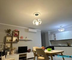 Kerkoken vajza per ndarje qeraje